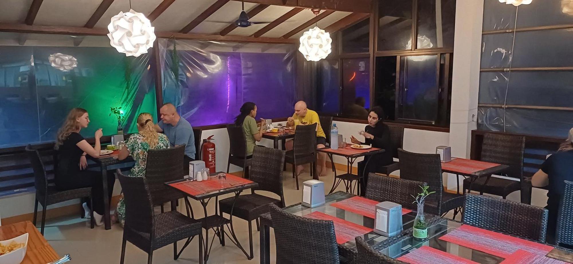 Mahibadhoo 马尔代夫自由旅馆酒店 外观 照片